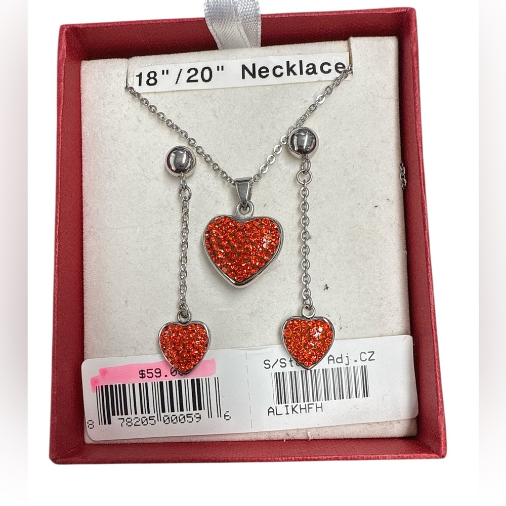 Heart Pendant Necklace Set with Red Accents